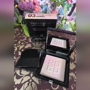 *03 Givenchy Prisme Libre 4-Color Pressed Powder. NIB